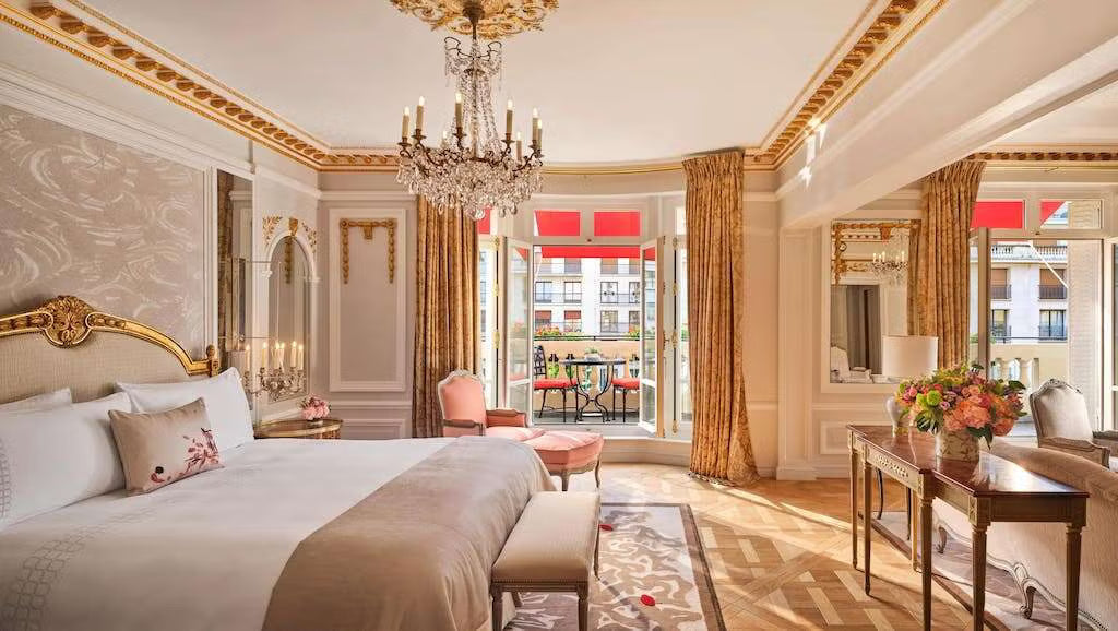 Top Ultra Luxury Pet Friendly Hotels in Paris